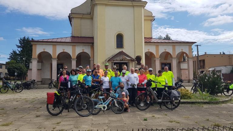 Kerékpáros 1Úton zarándoklat Kürtről indulva Kerékpáros 1Úton zarándoklat Kürtről indulva