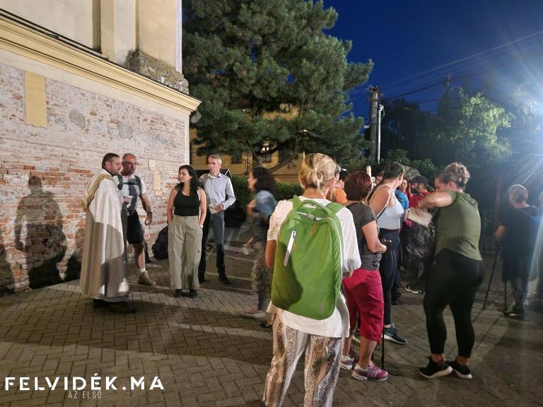 Indulás előtt (Fotó: Berényi Kornélia/Felvidék.ma)