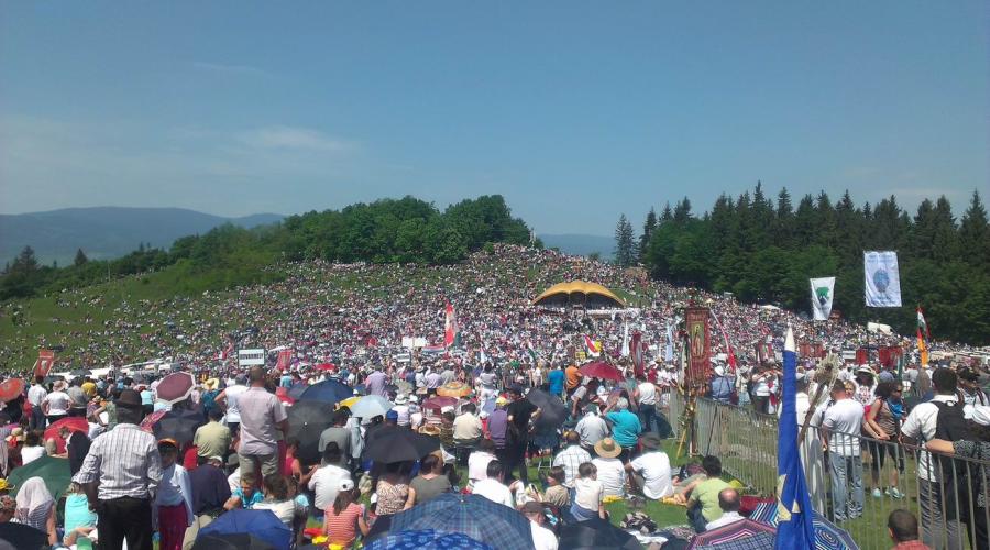 Csíksomlyói búcsú (Fotó: hontours.hu)