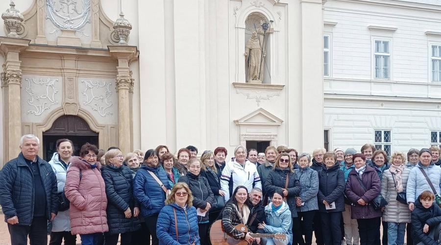 Nyitra-vidék zarándokai Zircen (Fotó: Via Mariae p.t.)